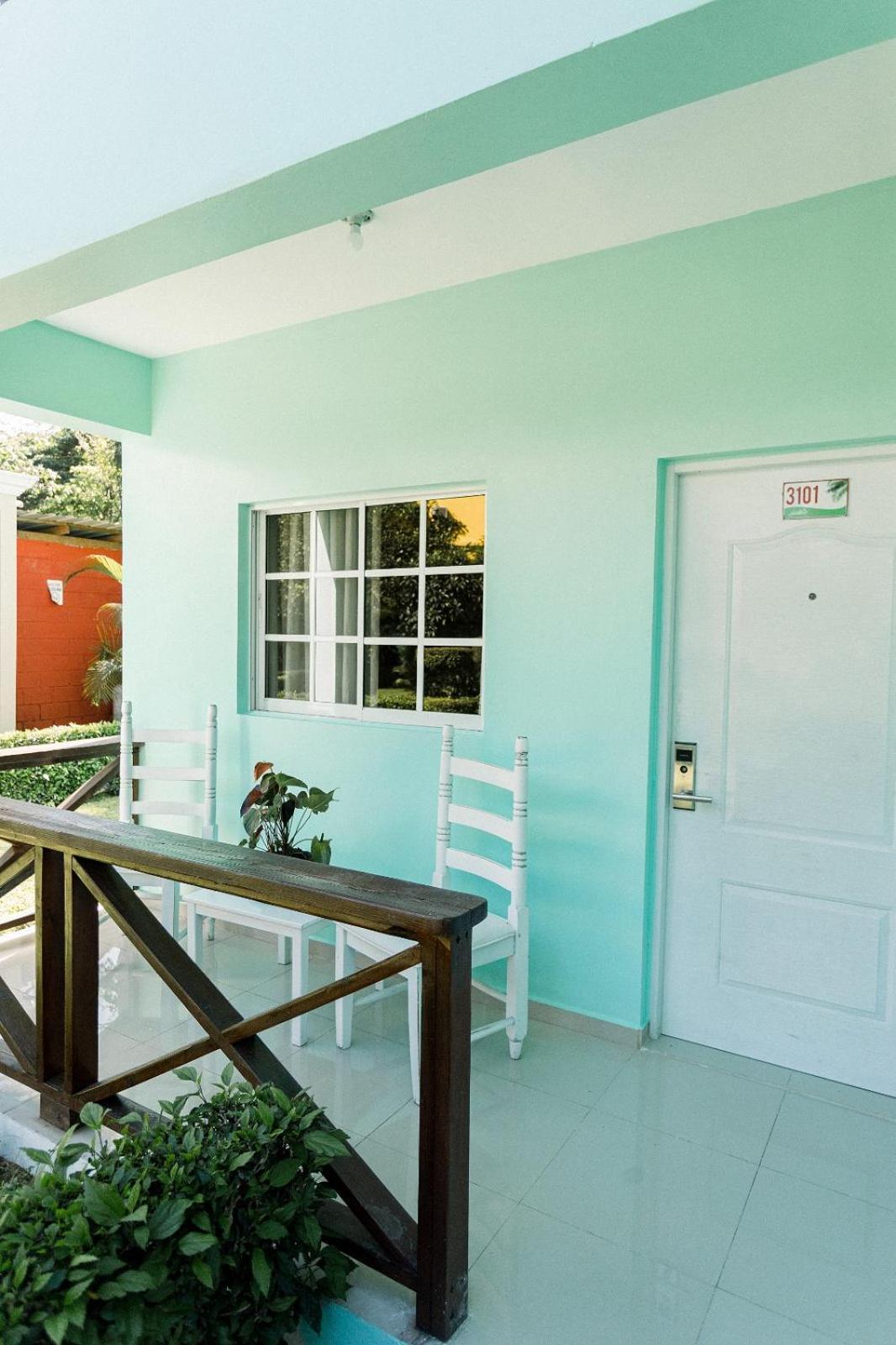 Guacamayos Hotel Bonao Bagian luar foto