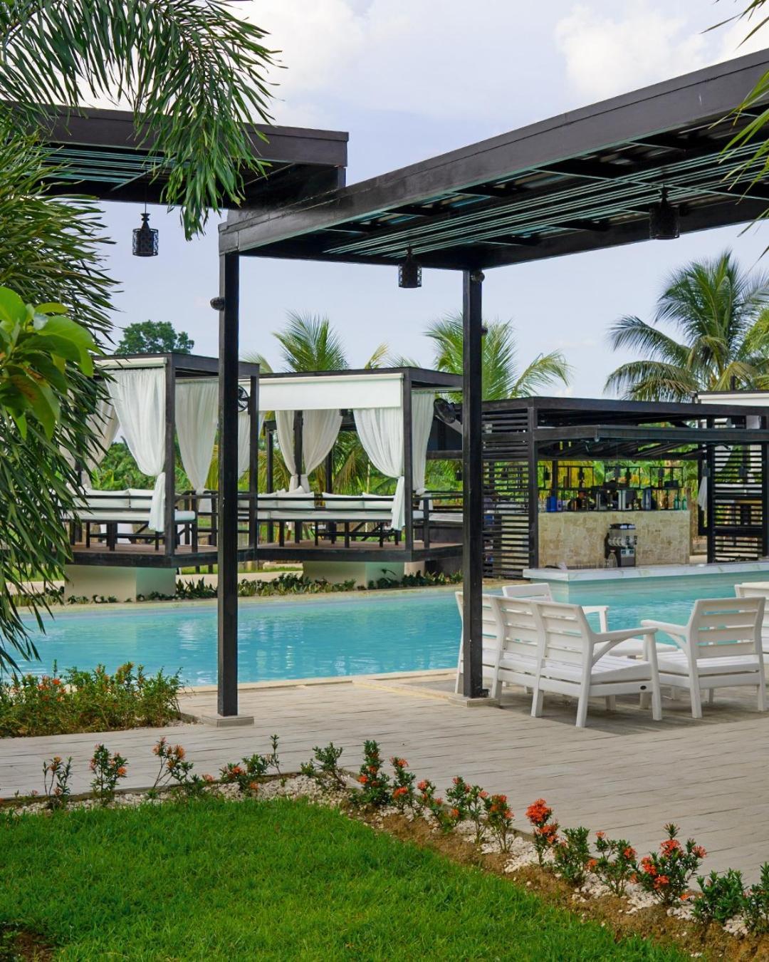 Guacamayos Hotel Bonao Bagian luar foto