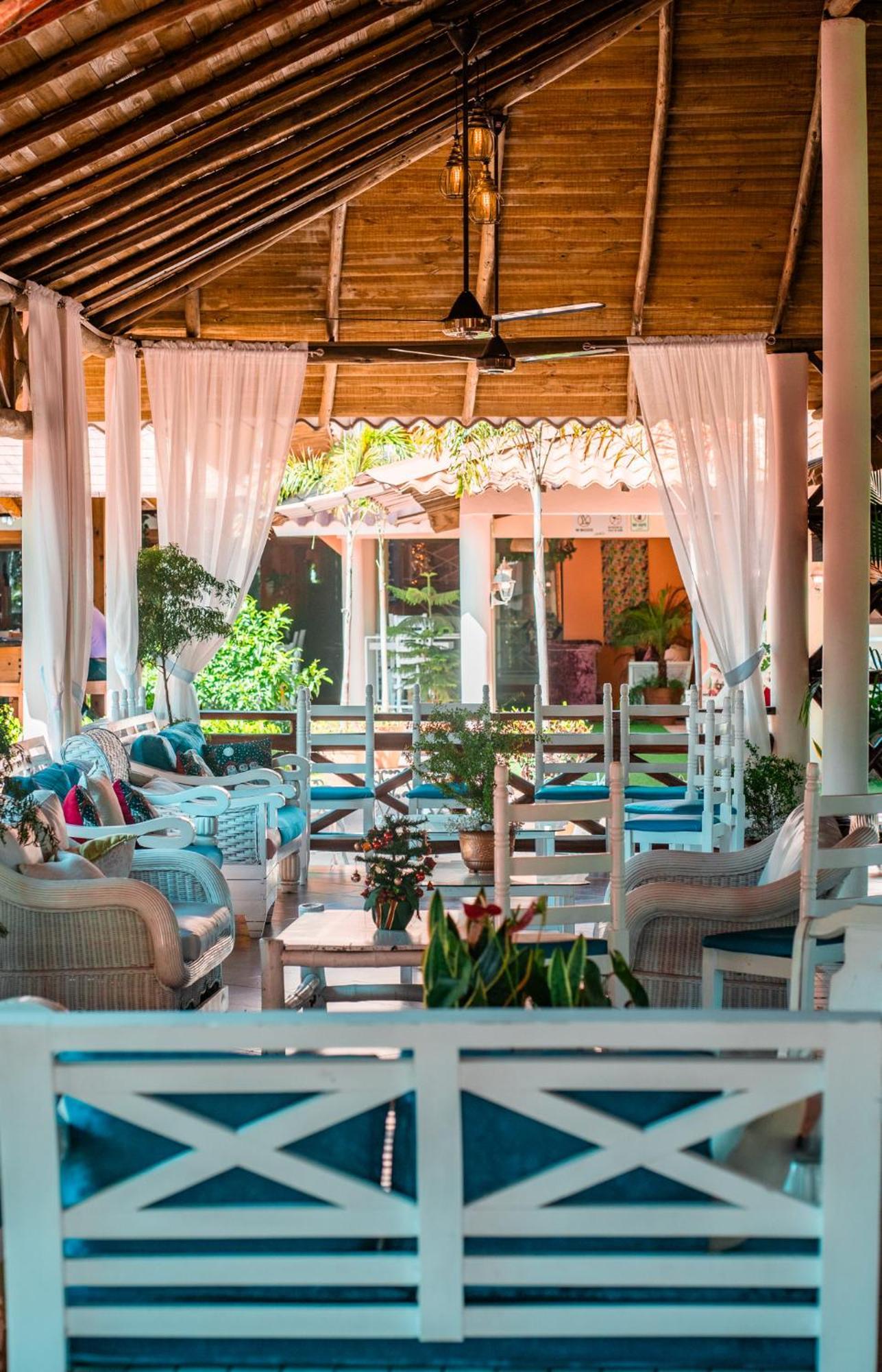 Guacamayos Hotel Bonao Bagian luar foto